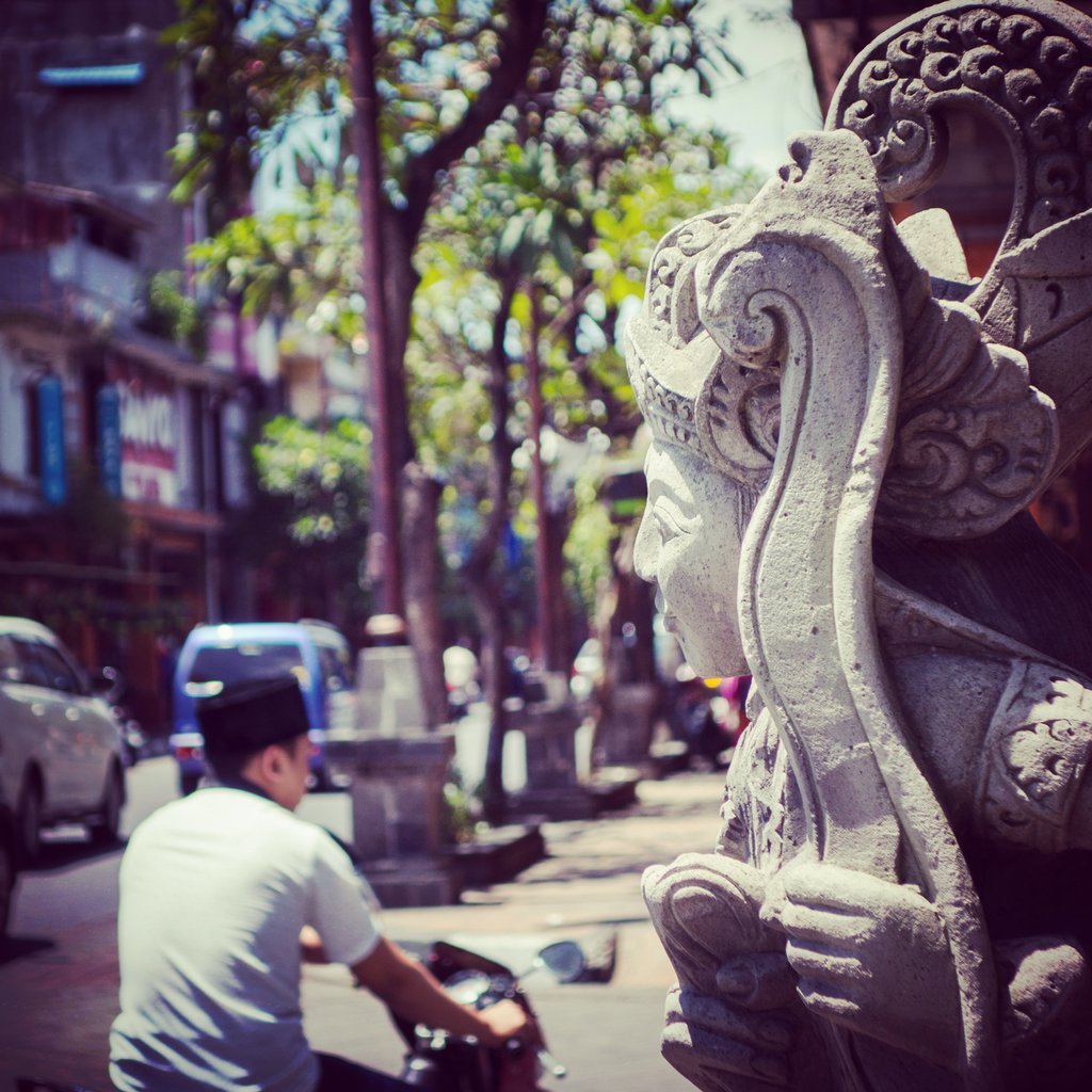 Statue overlooking the traffic