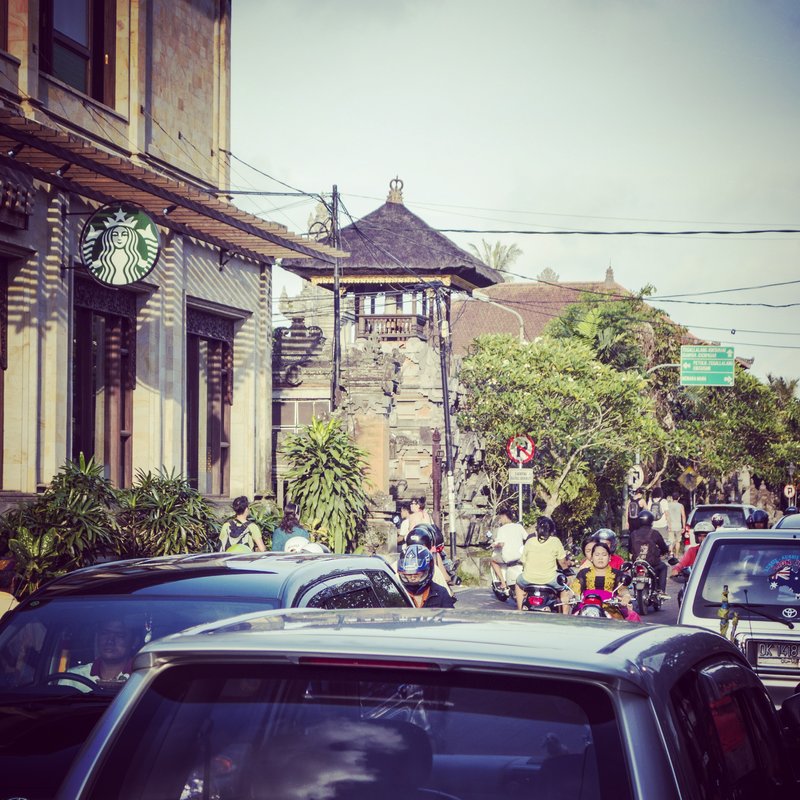 starbucks-in-ubud-bali