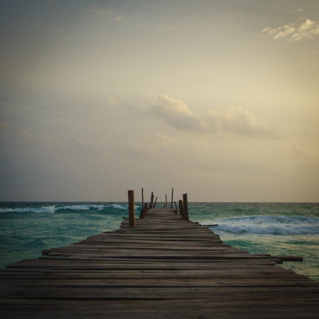 sunset_in_koh_rong_samloem